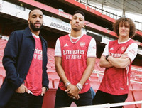 [ẢNH] Ngắm David Luiz, Aubameyang trong áo đấu mùa tới của Arsenal