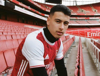 [ẢNH] Ngắm David Luiz, Aubameyang trong áo đấu mùa tới của Arsenal