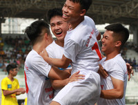 [ẢNH] Hình ảnh đầy cảm xúc lượt trận 9h sáng nay 13-10