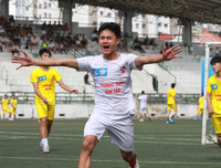 [ẢNH] Hình ảnh đầy cảm xúc lượt trận 9h sáng nay 13-10