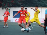 [ẢNH] Fan nữ lâng lâng hạnh phúc cùng chiến thắng của THPT Hà Đông