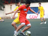 [ẢNH] Fan nữ lâng lâng hạnh phúc cùng chiến thắng của THPT Hà Đông