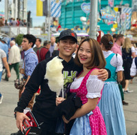 [ẢNH] Cặp đôi người Việt ở Đức làm lễ 