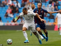 [ẢNH] Hazard lần đầu ra mắt, Real Madrid thắng hú vía