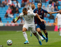 [ẢNH] Hazard lần đầu ra mắt, Real Madrid thắng hú vía