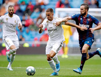 [ẢNH] Hazard lần đầu ra mắt, Real Madrid thắng hú vía