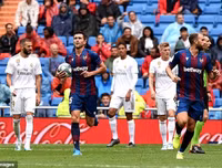 [ẢNH] Hazard lần đầu ra mắt, Real Madrid thắng hú vía