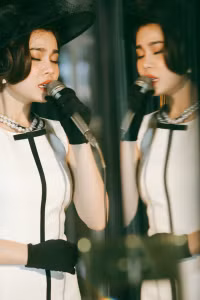 Giang Hồng Ngọc mang đến diện mạo mới cho 