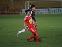 Các tuyển thủ U23 Việt Nam chơi thế nào trong trận Hà Nội 5-0 HAGL?