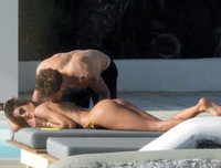 [ẢNH] Sao PSG tình tứ âu yếm siêu mẫu thiên thần Victoria's Secret