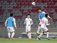 [ẢNH] Thầy trò Park Hang-seo rèn chiến thuật tấn công ĐT Jordan