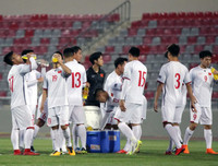 [ẢNH] Thầy trò Park Hang-seo rèn chiến thuật tấn công ĐT Jordan