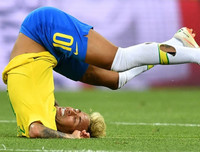 [ẢNH] Ronaldo thăng hoa, Messi, Salah và Neymar đều 