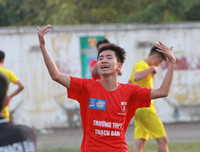 [ẢNH] Hóa giải bế tắc, THPT Thạch Bàn liên tục 