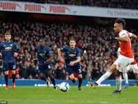 [ẢNH] Arsenal đã cắt đứt mạch bất bại của M.U như thế nào?