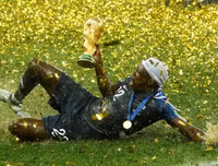 [ẢNH] Khoảnh khắc đội tuyển Pháp kiêu hãnh bước lên đỉnh thế giới