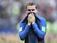 [ẢNH] Khoảnh khắc đội tuyển Pháp kiêu hãnh bước lên đỉnh thế giới