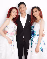 Hoa hậu Diệu Hoa cùng chồng hạnh phúc bên 3 con