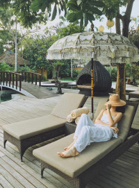 Hoa hậu Kỳ Duyên khoe đường cong 