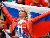 [ẢNH] Fans nữ xinh đẹp và cuồng nhiệt khắp nơi quần tụ về World Cup 2018