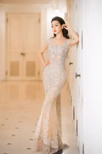 Hoa hậu Mỹ Linh muốn gắn bó với công việc MC