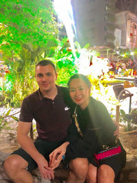 Vợ cũ MC Thành Trung công khai tình cảm với bạn trai Tây