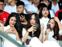 [ẢNH] Những khoảnh khắc độc đáo và đáng yêu ở giải bóng đá học sinh Hà Nội