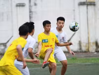 [ẢNH] 4 nhà cựu vô địch đã chơi thế nào trong trận ra quân?