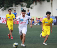 [ẢNH] 4 nhà cựu vô địch đã chơi thế nào trong trận ra quân?