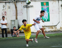 [ẢNH] 4 nhà cựu vô địch đã chơi thế nào trong trận ra quân?