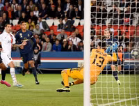 [ẢNH] Hazard lu mờ trước Di Maria, Real Madrid thua tan tác ở PSG