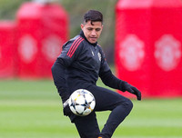 [ẢNH] Dàn sao M.U hí hửng trên sân tập, sẵn sàng 