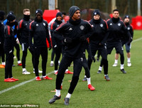 [ẢNH] Dàn sao M.U hí hửng trên sân tập, sẵn sàng 