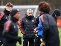 [ẢNH] Dàn sao M.U hí hửng trên sân tập, sẵn sàng 