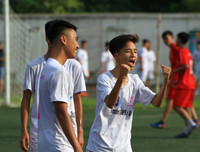 [ẢNH] Toàn cảnh các trận đấu nóng bỏng chiều 14-10