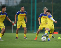 [ẢNH] Thầy Park đáp trả HLV Thái Lan, 'lên dây cót' cho học trò trước đại chiến