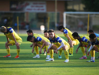 [ẢNH] Thầy Park đáp trả HLV Thái Lan, 'lên dây cót' cho học trò trước đại chiến