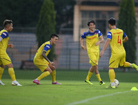 [ẢNH] Thầy Park đáp trả HLV Thái Lan, 'lên dây cót' cho học trò trước đại chiến