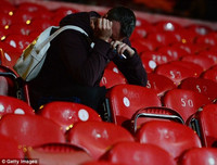 [ẢNH] Liverpool từng cay đắng mất chức vô địch bởi Chelsea như thế nào?