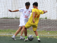 [ẢNH] Loạt trận sáng 5-11: H.N Amsterdam thắng kỷ lục, Á quân Nguyễn Thị Minh Khai thua sốc