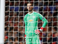 [ẢNH] M.U thua ê chề và bị loại khỏi Champions League như thế nào?