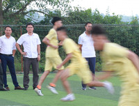 [ẢNH] Á quân THPT Phùng Khắc Khoan tích cực tập dứt điểm trước ngày ra quân