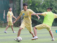 [ẢNH] Á quân THPT Phùng Khắc Khoan tích cực tập dứt điểm trước ngày ra quân