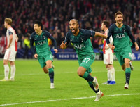 [ẢNH] Dàn sao trẻ Ajax gục xuống sân như ngả rạ sau khi bị loại nghiệt ngã