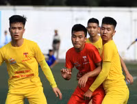 [ẢNH] Á quân THPT Nguyễn Thị Minh Khai 