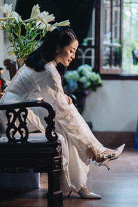 MC Phí Linh rạng rỡ hạnh phúc trong ngày cưới