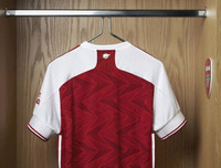 [ẢNH] Ngắm David Luiz, Aubameyang trong áo đấu mùa tới của Arsenal