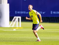 [ẢNH] Messi và đồng đội hào hứng trở lại sân tập sau cách ly