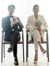 Á hậu Thúy Vân hoàn tất thủ tục đăng ký kết hôn, sẵn sàng cho đám cưới