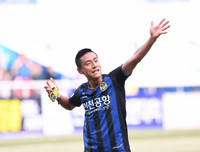 [ẢNH] Công Phượng, Văn Lâm, Xuân Trường chơi thế nào ở nước ngoài tuần qua?